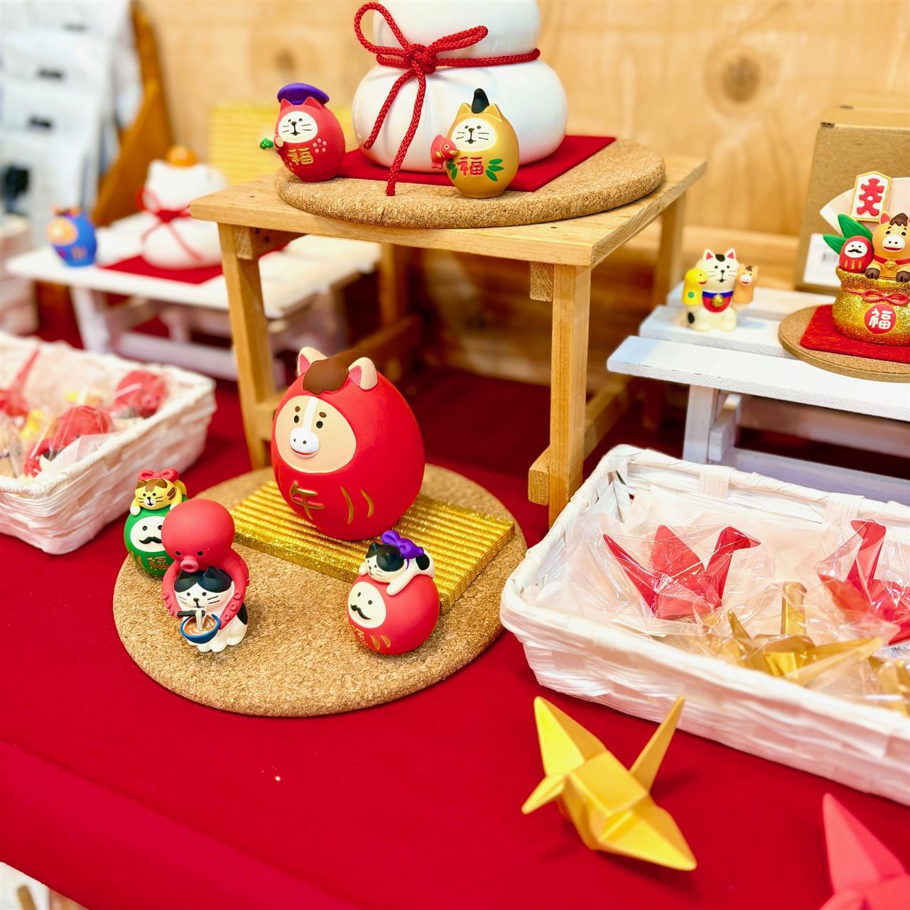 concombreのお正月 入荷いたしました。